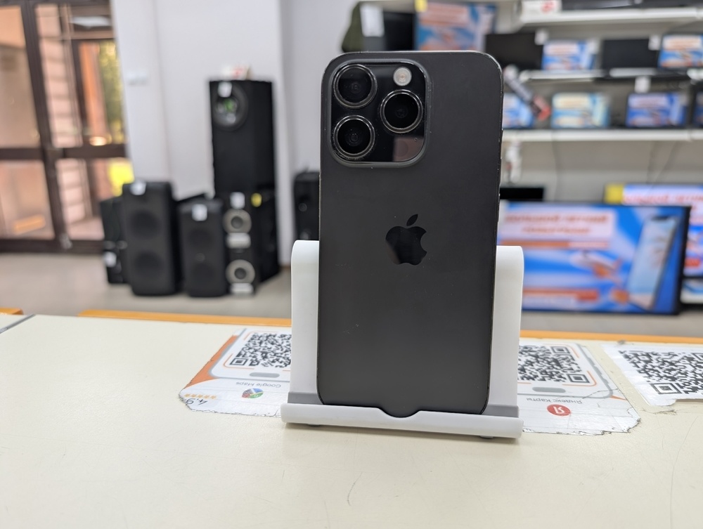 Смартфон Apple Iphone 15 Pro 128Gb