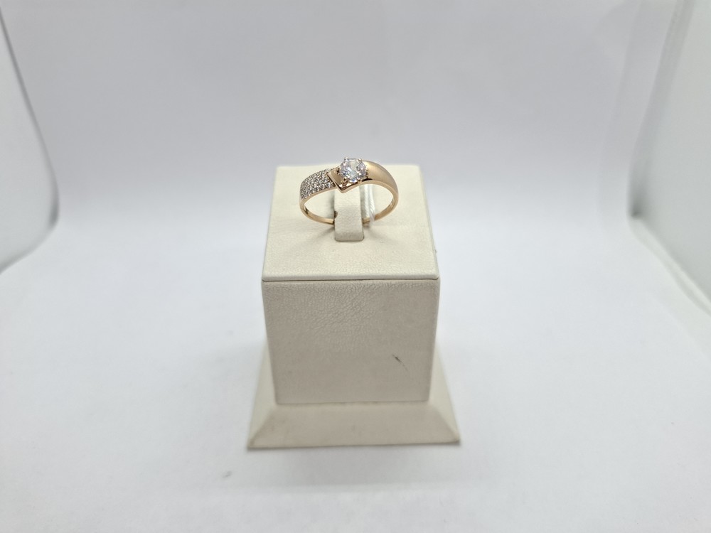 КОЛКМИ585 КОЛЬЦО С КАМНЯМИ (Au 585)