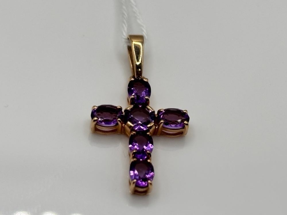 ПОДККИ585 ПОДВЕСКА КРЕСТ С КАМНЯМИ (Au 585)