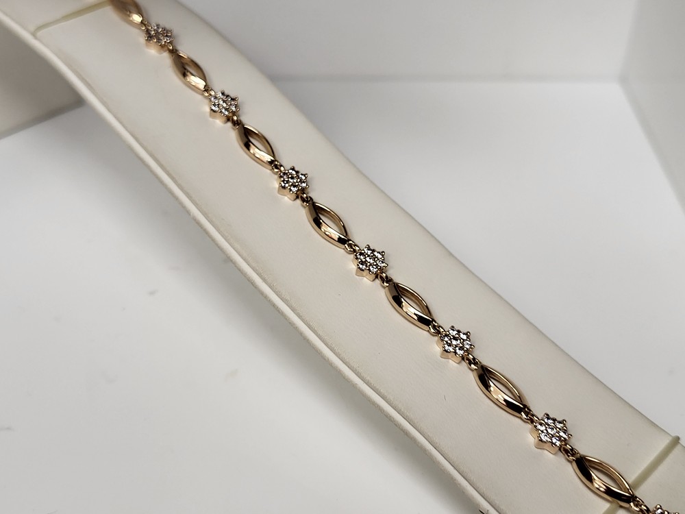 Б585 БРАСЛЕТ С КАМНЯМИ (Au 585)