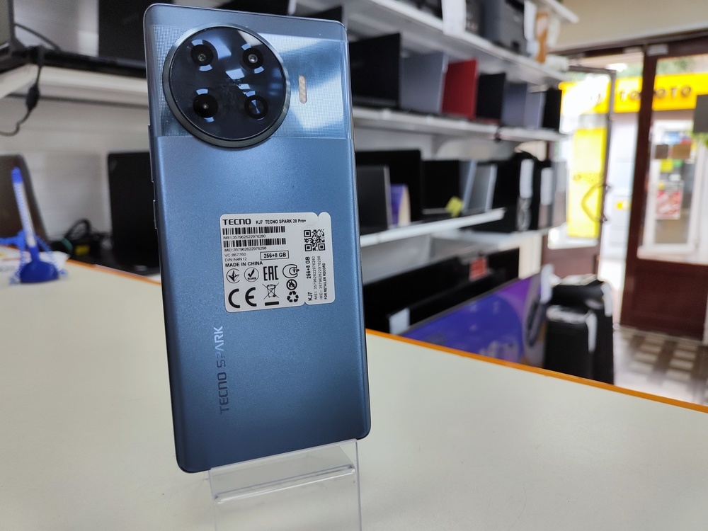 Смартфон Tecno Spark 20 Pro+ 8/256