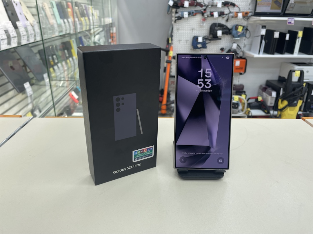 Смартфон Samsung Galaxy S24 Ultra 12/256