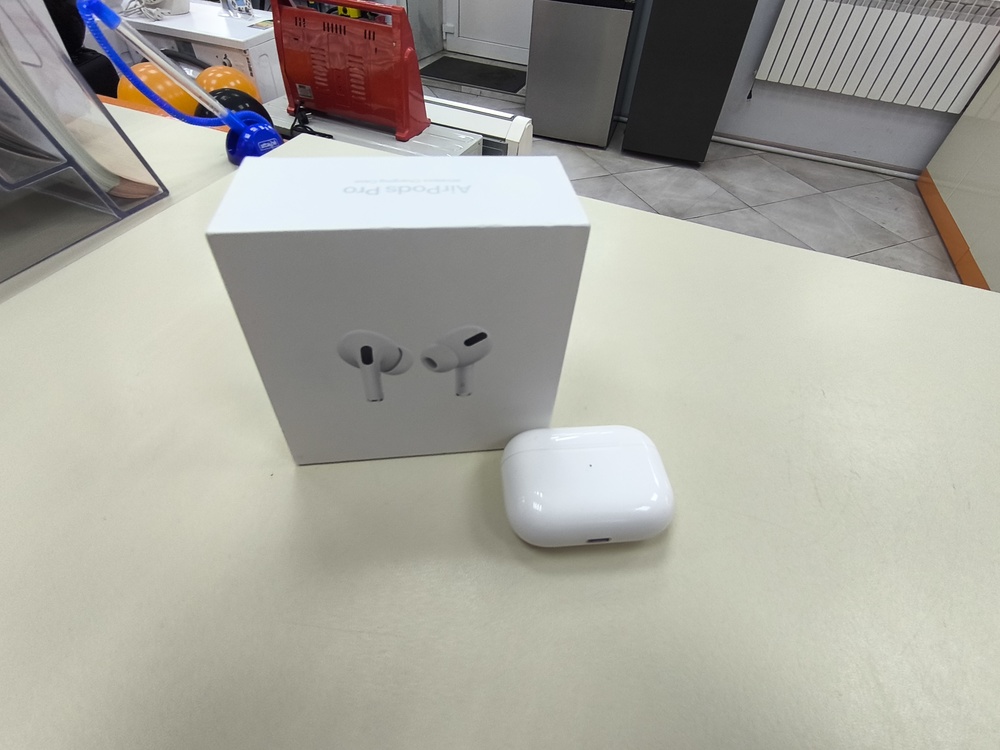 Наушники беспроводные Apple AirPods Pro