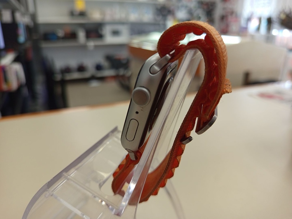 Смарт-часы Apple Watch Series 8 45mm