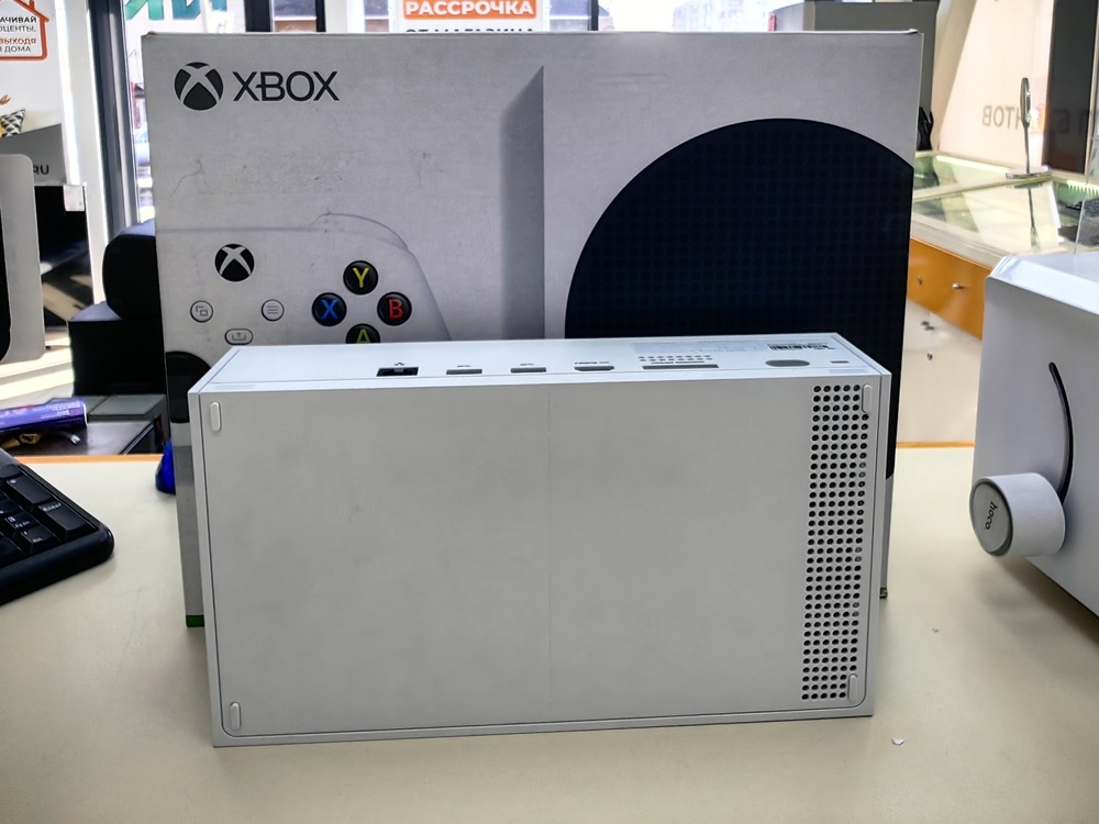 Игровая приставка Xbox Series S 512Gb SSD Игровая приставка Xbox Series S 512Gb SSD