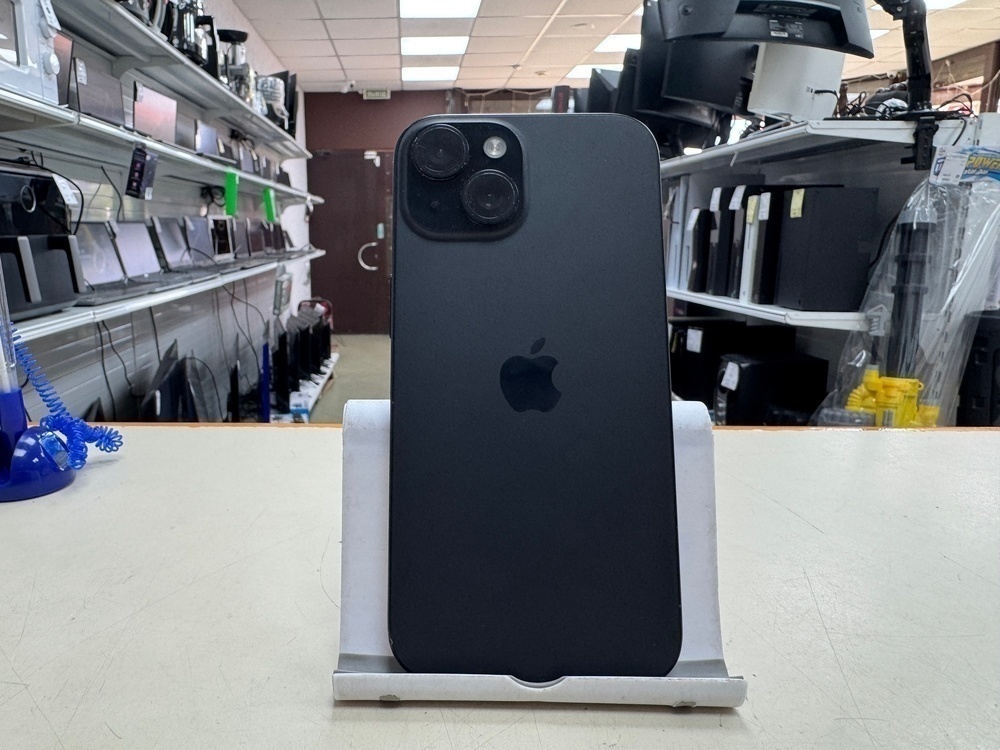 Смартфон Apple Iphone 15 128Gb