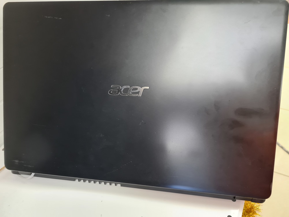 Ноутбук Acer; Core i3-1005G1, Intel UHD Graphics, 8 Гб, 256 Гб, Нет