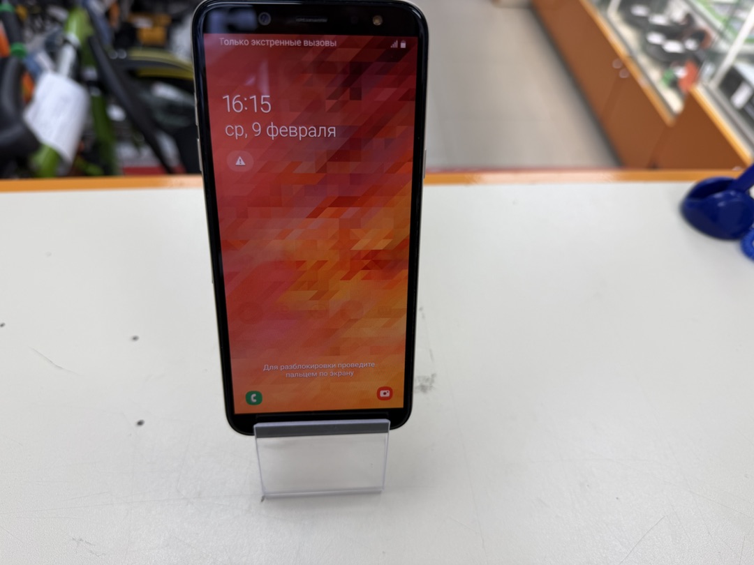 Смартфон Samsung Galaxy A6 3/32