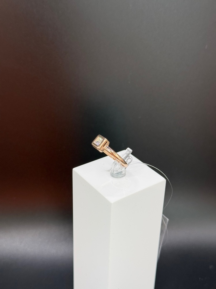 КОЛЬЦО С КАМНЕМ (Au 585)