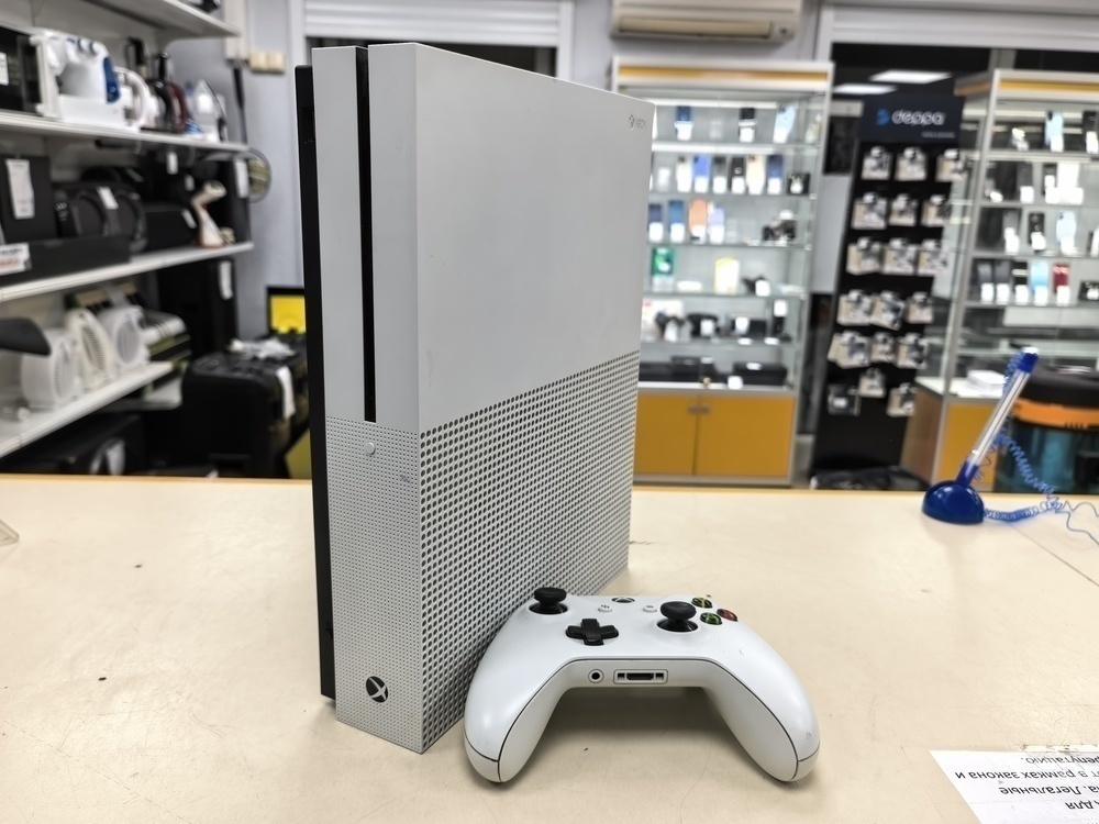 Игровая приставка Xbox One S 500Gb