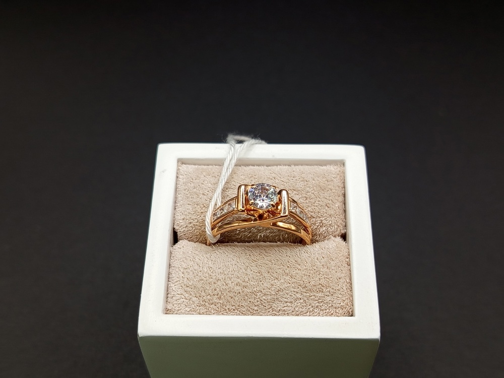 КОЛКМИ585 КОЛЬЦО С КАМНЯМИ (Au 585)