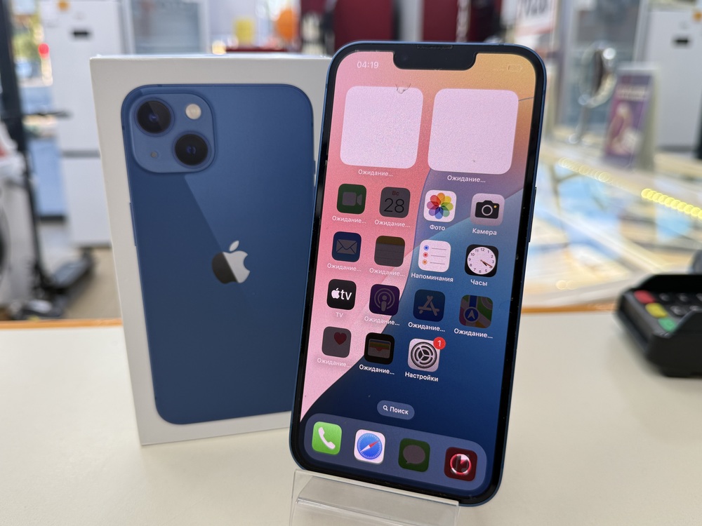 Смартфон Apple iPhone 13 128Gb