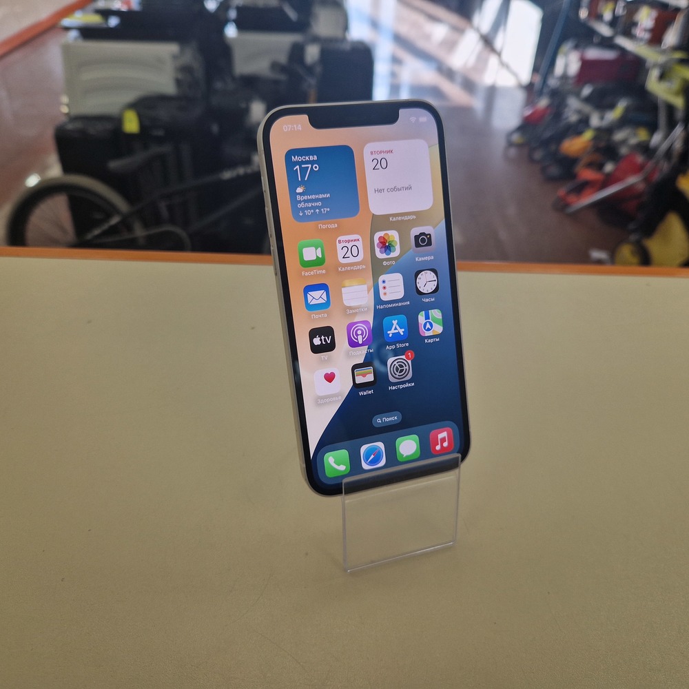 Смартфон Apple iPhone 12 64Gb