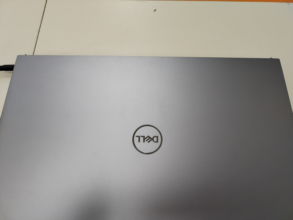 Ноутбук DELL Vostro5510-5692; Core i5 11320H, Intel iris XE Graphics, 16 Гб, 512 GB, Нет