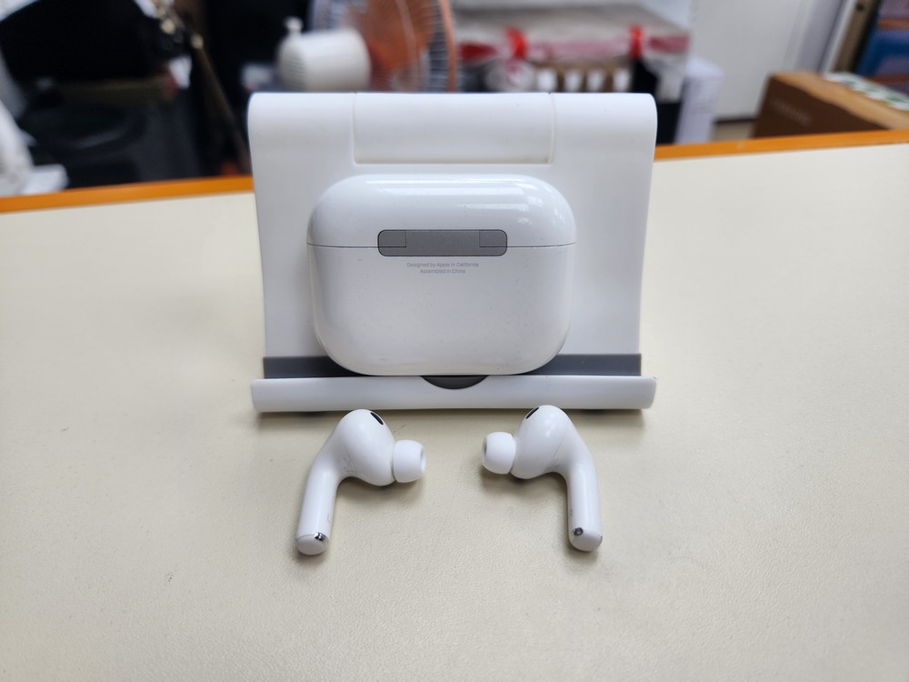Наушники беспроводные Apple AirPods Pro 3 Gen