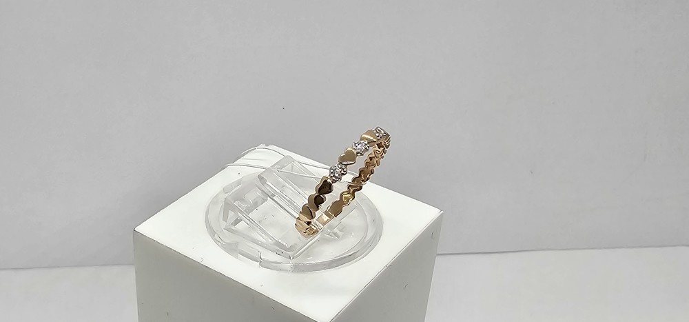 КОЛЬЦО С КАМНЯМИ (Au 585)