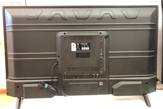 LED Телевизор HI VHIX-40F152MSY