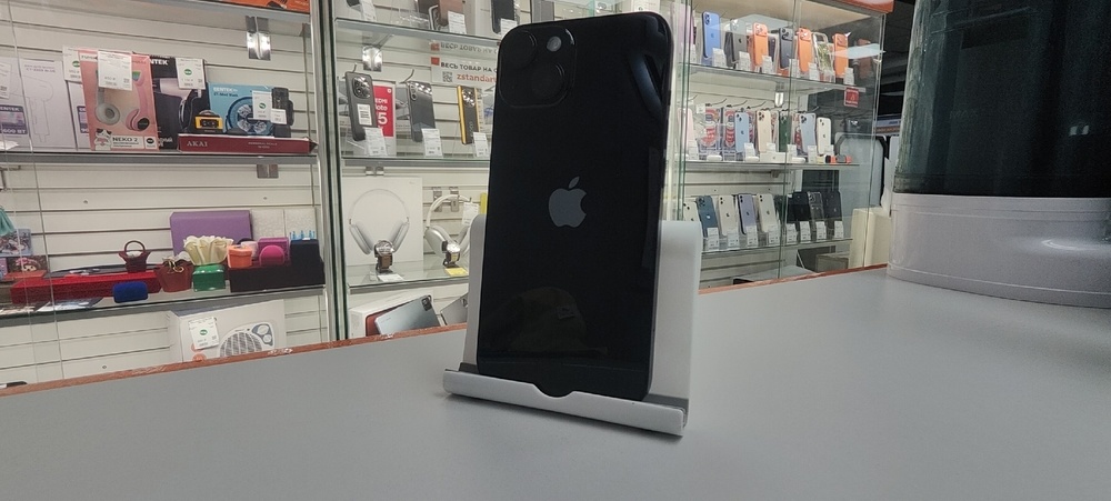 Смартфон Apple Iphone 14 128Gb