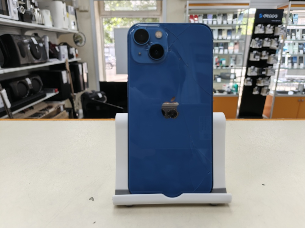 Смартфон Apple iPhone 13 128Gb