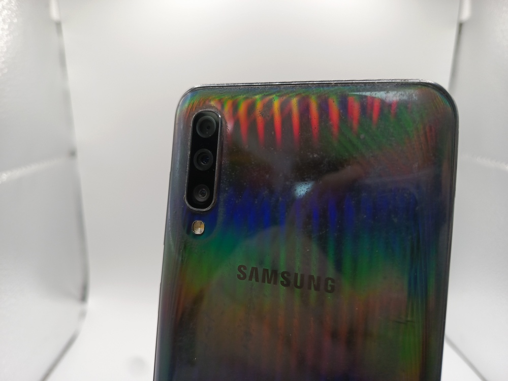 Смартфон Samsung Galaxy A50 4/64
