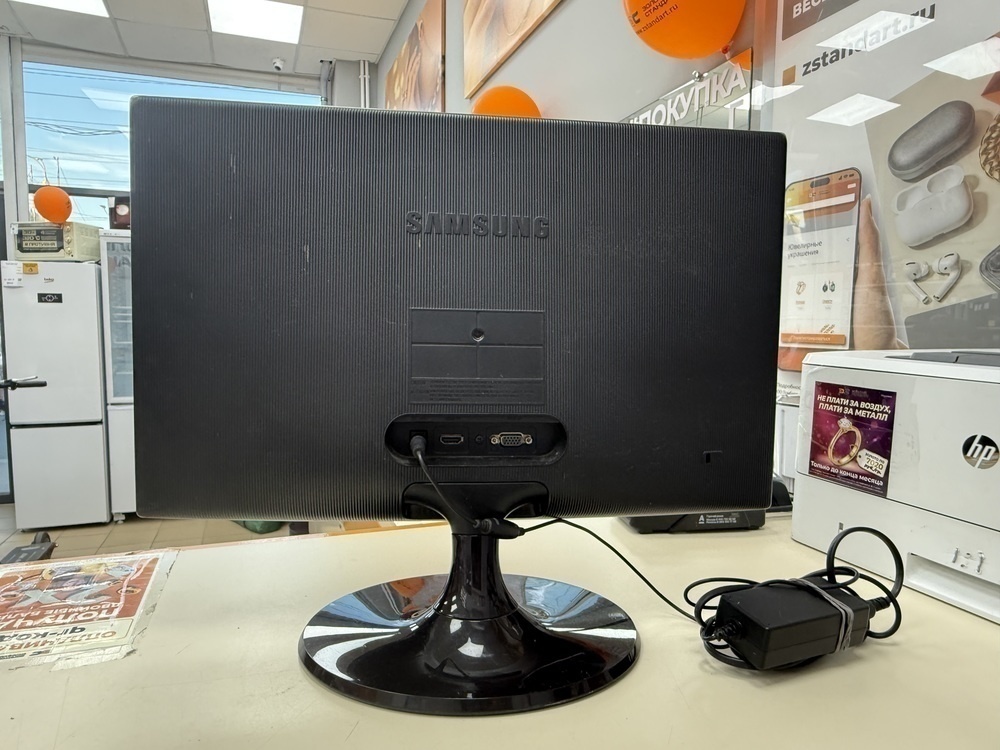 Монитор Samsung LS20D300