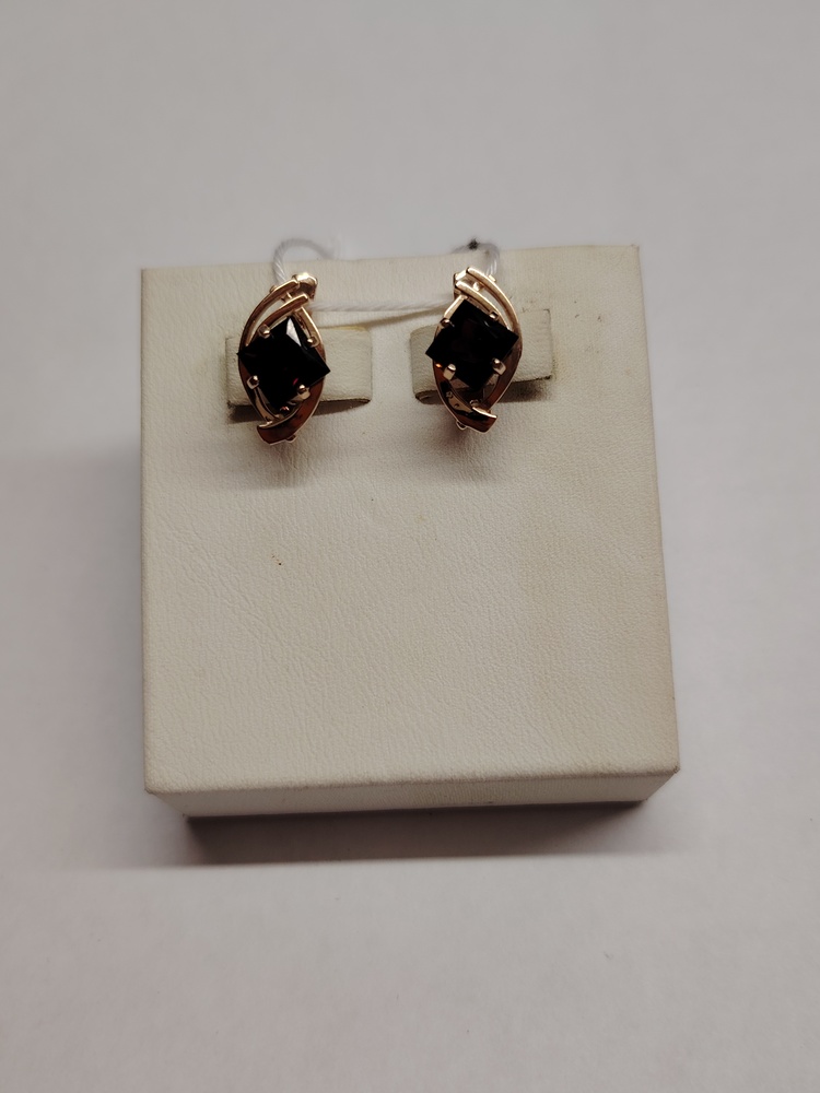 СКМ585 СЕРЬГИ С КАМНЕМ (Au 585)