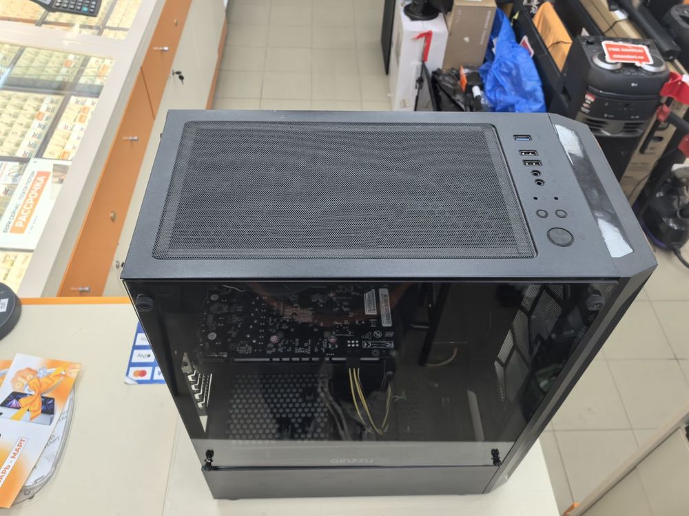 Системный блок Ginzzu; Xeon E3-1220 v3, GeForce GTX 1050 Ti, 16 Гб, Нет, 500 Гб