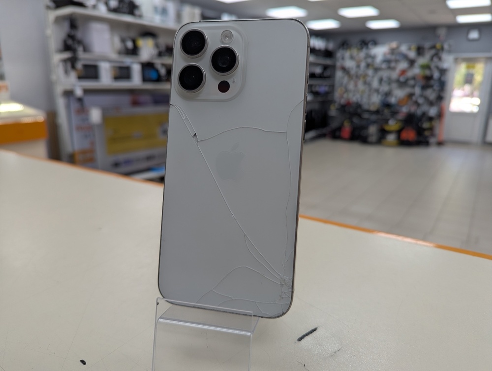 Смартфон Apple iPhone 15 Pro Max 256Gb
