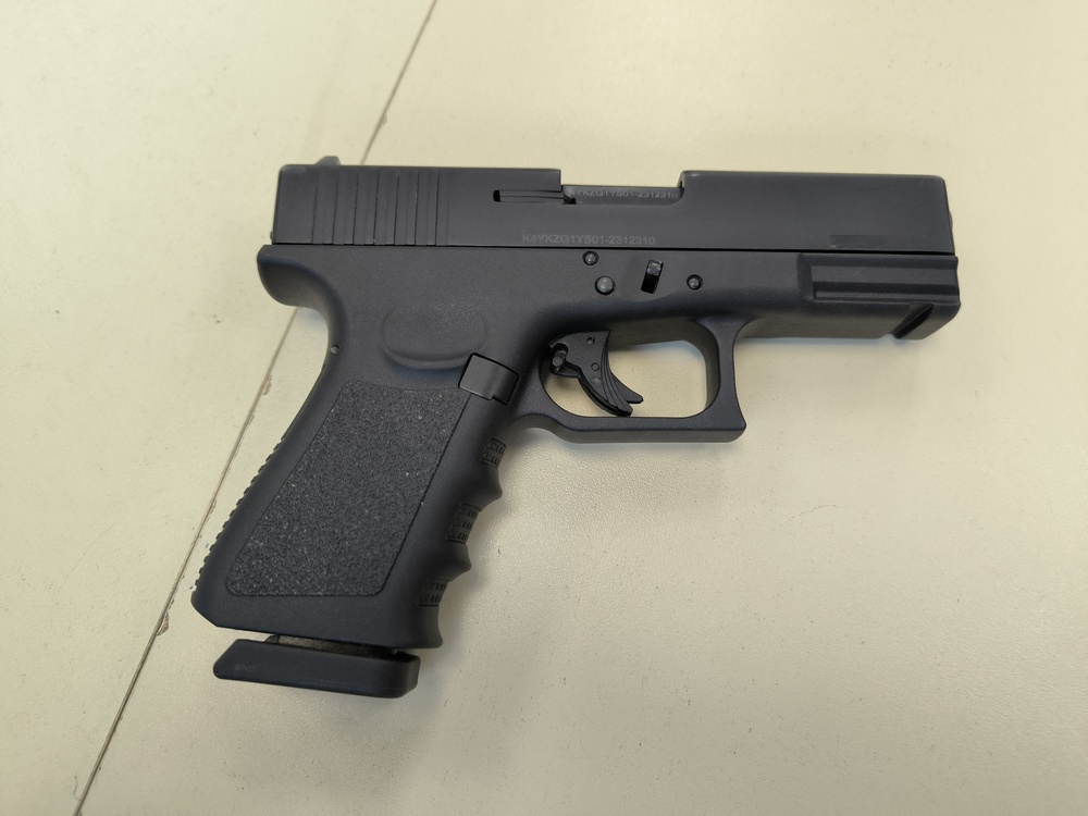 Пистолет пневматический Glock 17