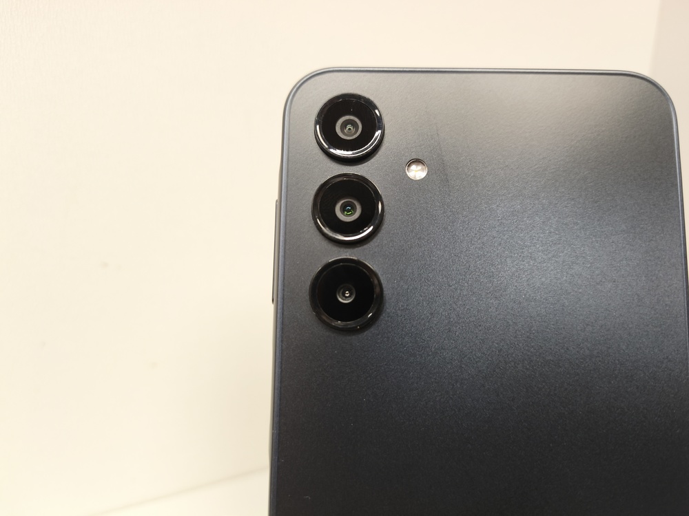 Смартфон Samsung Galaxy A16 8/256