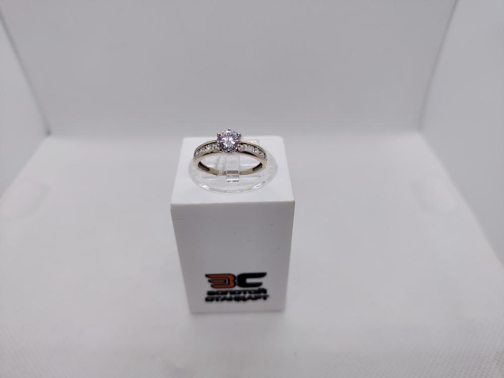 КОЛКМИ585 КОЛЬЦО С КАМНЯМИ (Au 585)