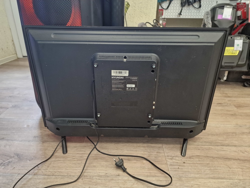LED Телевизор Hyundai H-LED32ES5001