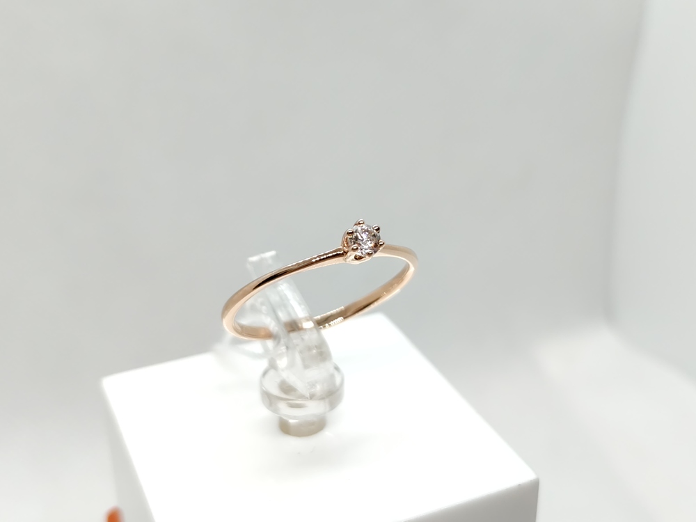 КОЛКМ585 КОЛЬЦО С КАМНЕМ (Au 585)