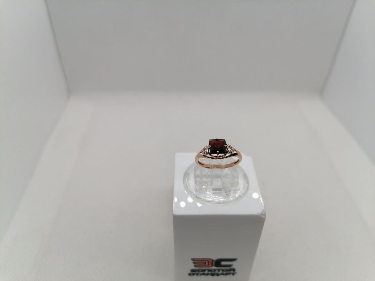 КОЛКМИ375 КОЛЬЦО С КАМНЯМИ (Au 375)