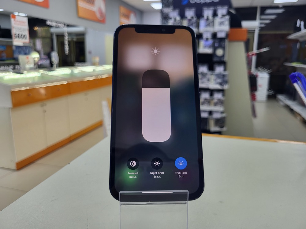 Смартфон Apple iPhone 12 128Gb