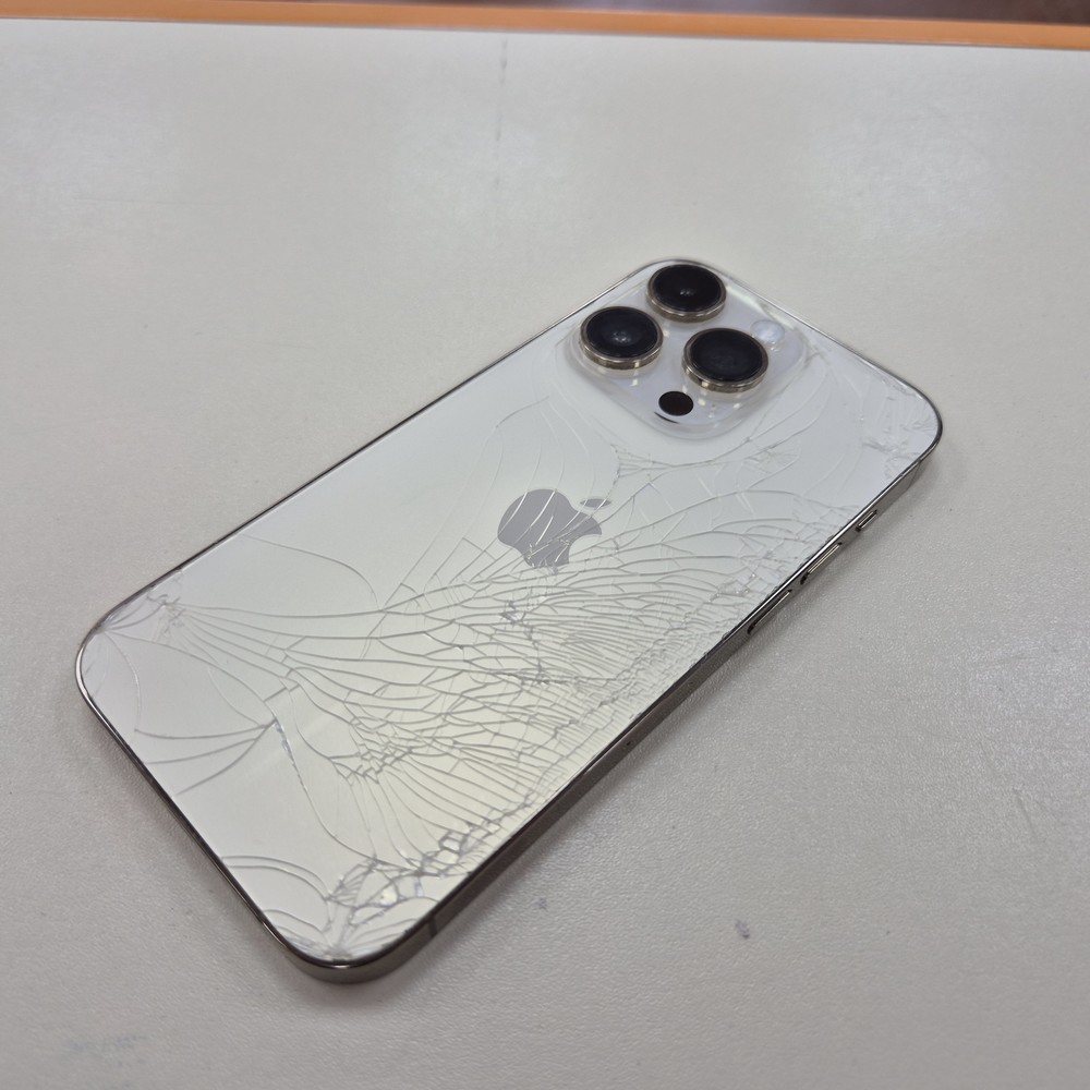 Смартфон Apple Iphone 14 Pro 128Gb