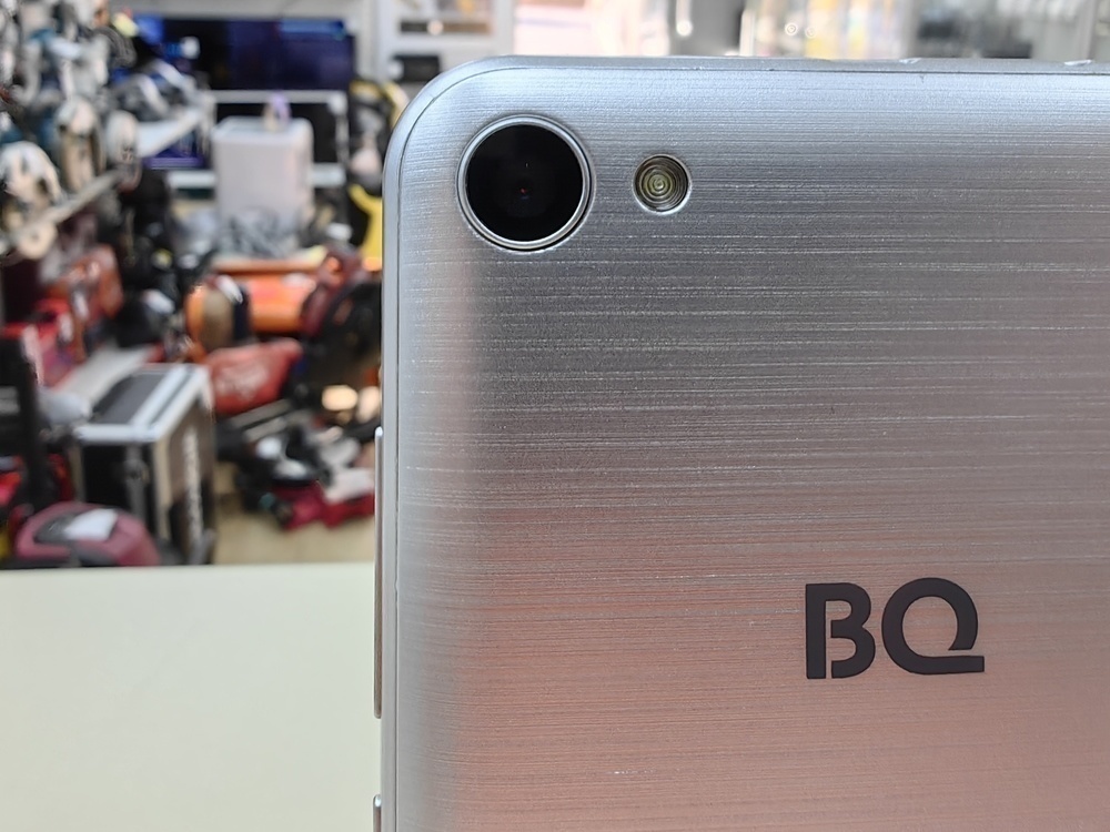 Смартфон BQ BQ-5010G