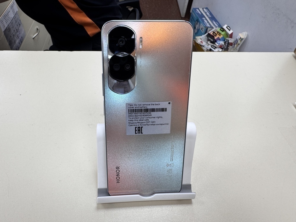 Смартфон Honor 90 Lite 8/256