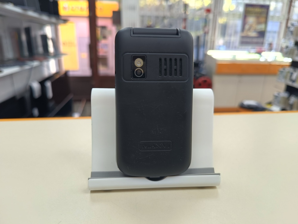 Смартфон Maxvi E5