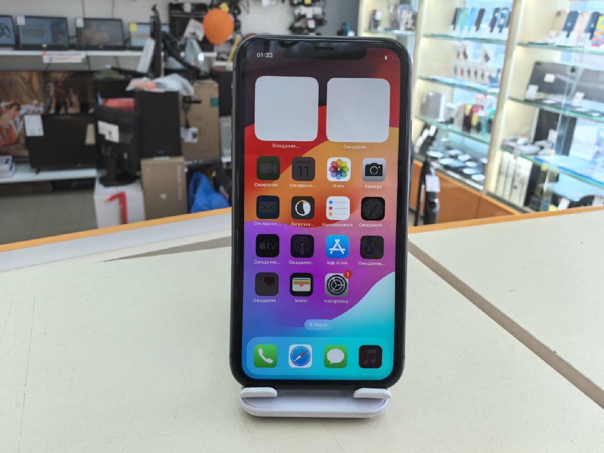 Смартфон Apple iPhone 11 64Gb