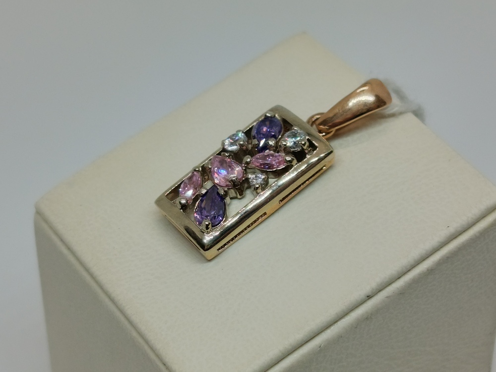 ПОДКМИ585 ПОДВЕСКА С КАМНЯМИ (Au 585)