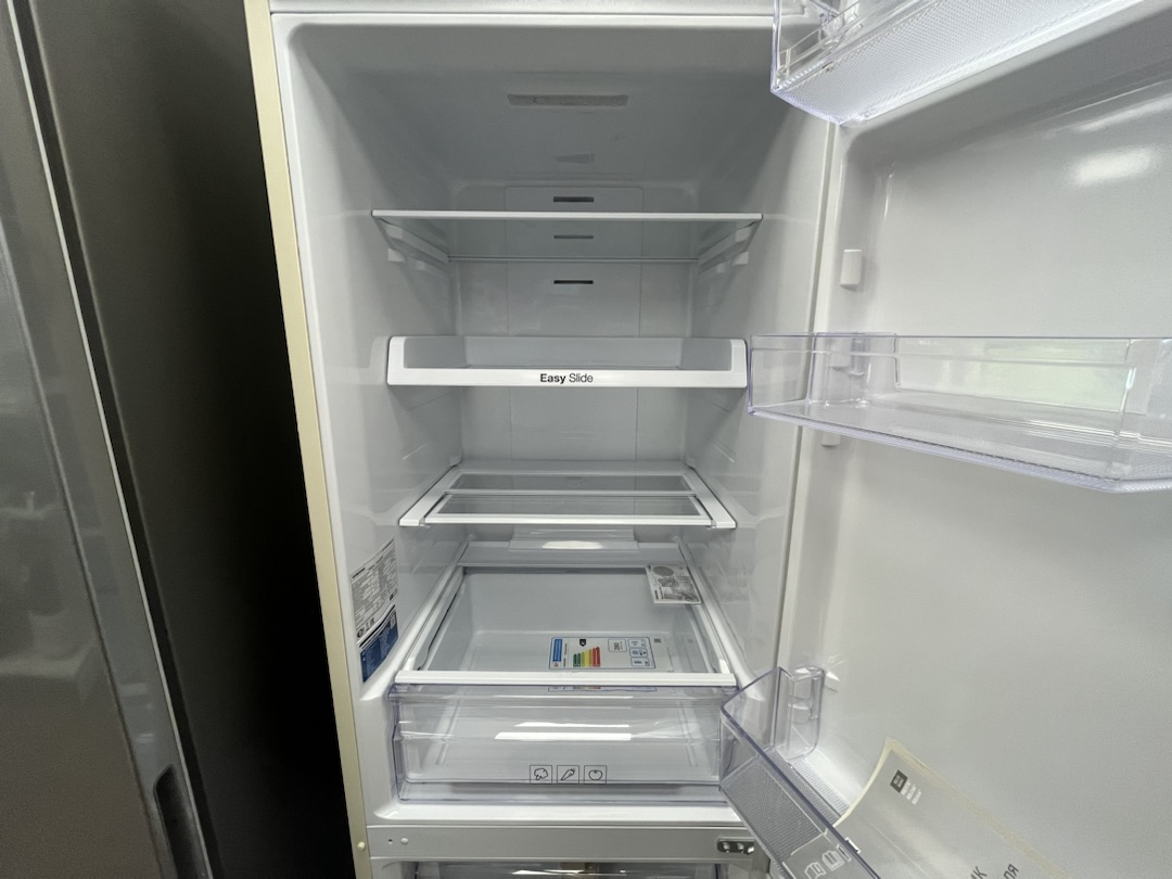 Холодильник Samsung RB33A3240EL/WT
