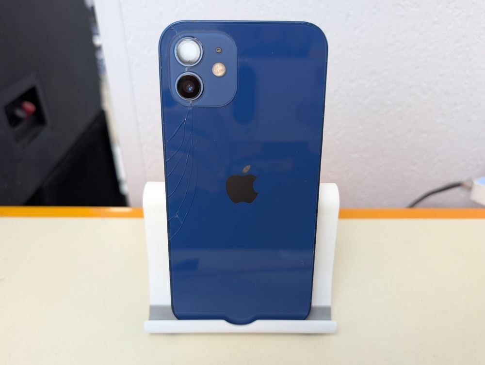 Смартфон Apple iPhone 12 128Gb