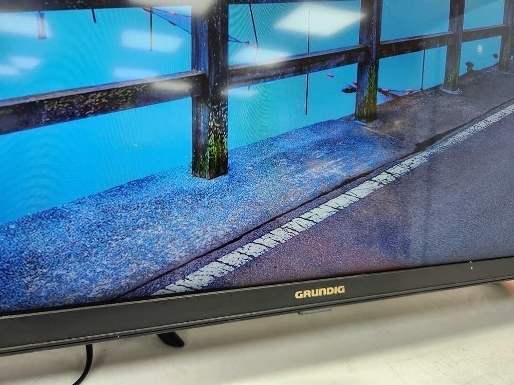 LED Телевизор Grundig 50 GFU 7800B