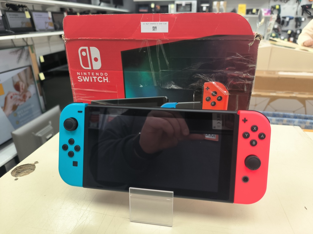 Игровая приставка Nintendo Switch