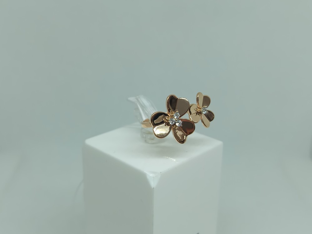 КОЛЬЦО С КАМНЯМИ (Au 585)