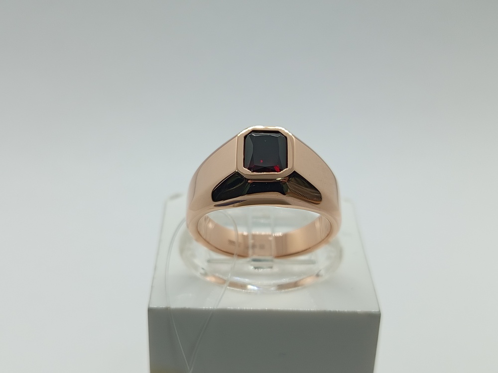 КОЛЬЦО ПЕЧАТКА Гранат (Au 585)