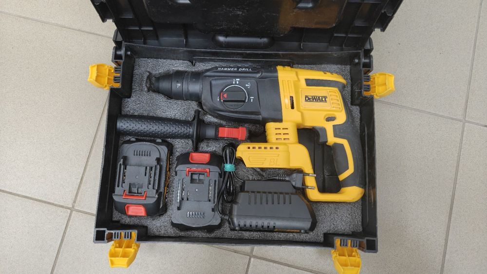 Перфоратор Dewalt 18V