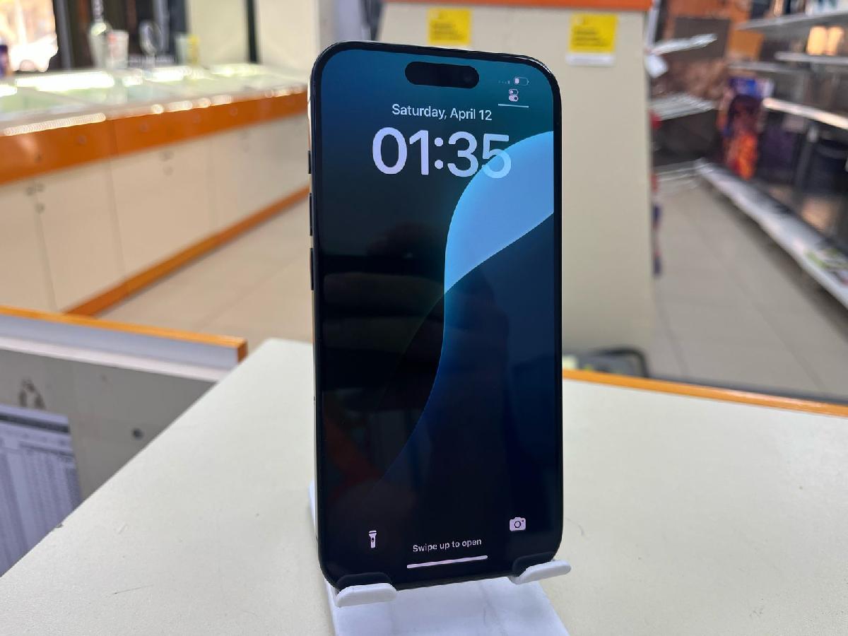 Смартфон Apple Iphone 15 Pro 256Gb