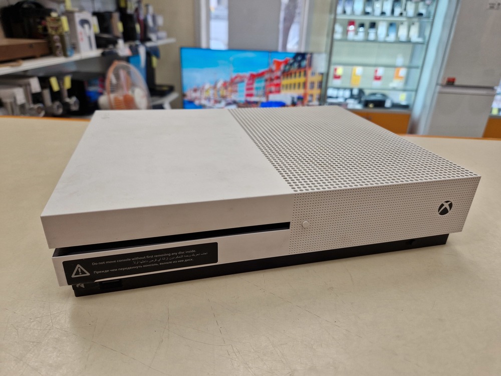 Игровая приставка Xbox One S 1TB